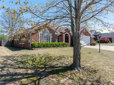 Exterior - 6905 Millennium Dr, Fort Smith, AR 72916 photo 8 of 14