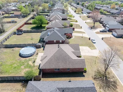View/Area - 6905 Millennium Dr, Fort Smith, AR 72916 photo 4 of 8