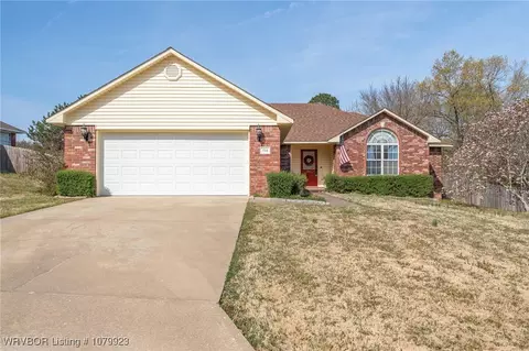 785 Eastern Hills Dr, Greenwood, AR 72936