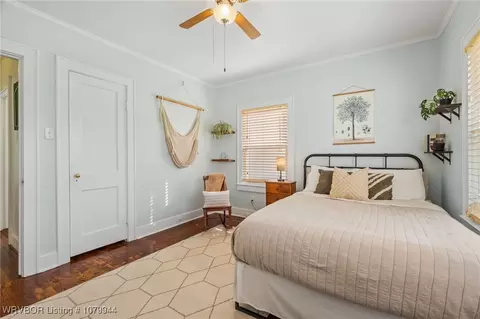 Bedroom - 2215 R St, Fort Smith, AR 72901 photo 2 of 6