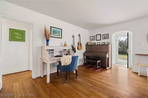 Entry Way - 2215 R St, Fort Smith, AR 72901 photo 2 of 2