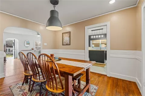 Dining - 2215 R St, Fort Smith, AR 72901 photo 2 of 2