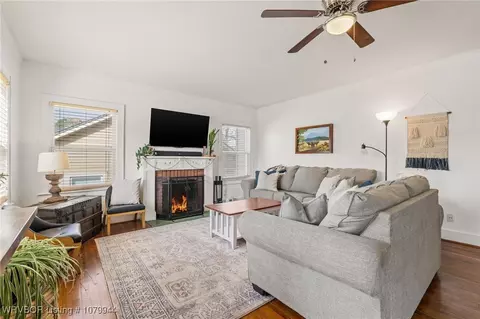 Living - 2215 R St, Fort Smith, AR 72901 photo 1 of 3