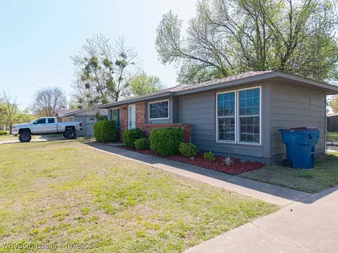 Exterior - 7724 Colony Ln, Fort Smith, AR 72908 photo 5 of 8