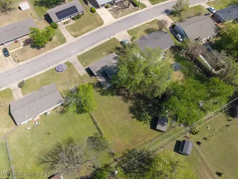 View/Area - 7724 Colony Ln, Fort Smith, AR 72908 photo 4 of 5
