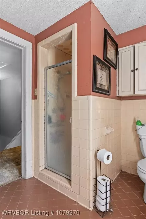 Bath - 421 N 47th St, Fort Smith, AR 72903 photo 3 of 6
