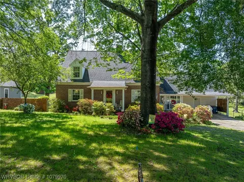 Exterior - 421 N 47th St, Fort Smith, AR 72903 photo 2 of 6