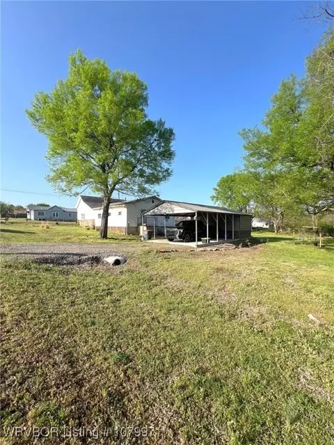 222 E Russell St, Huntington, AR 72940 photo 14