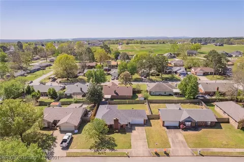 2205 Meadow Ln, Barling, AR 72923 photo 13