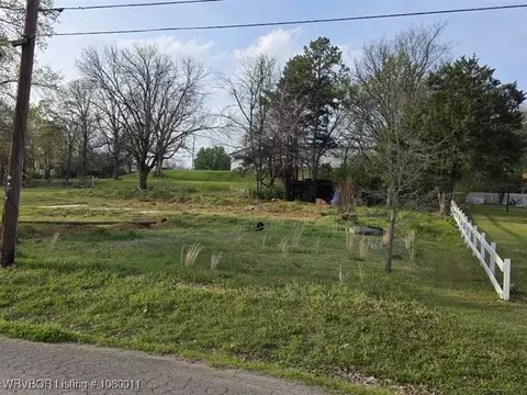201 Woodson Ave, Fort Smith, AR 72916