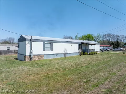 502 Wright St, Hackett, AR 72937 photo 2