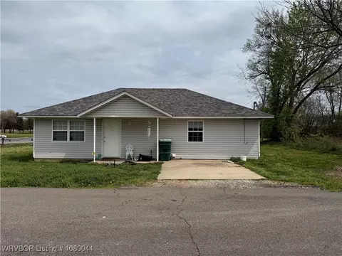 200 E Scott Ave, Sallisaw, OK 74955