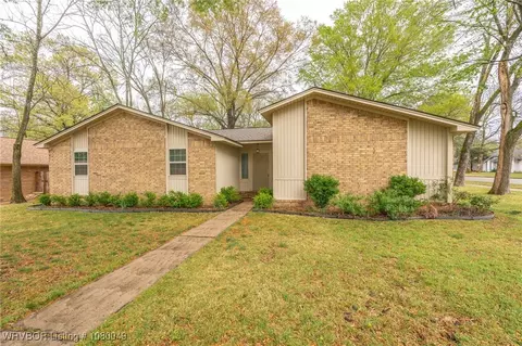 3100 Edinburgh Dr, Fort Smith, AR 72908