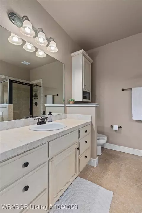 Bath - 5302 Labelle Ct, Fort Smith, AR 72903 photo 3 of 4