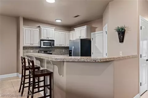 Kitchen - 5302 Labelle Ct, Fort Smith, AR 72903 photo 3 of 4
