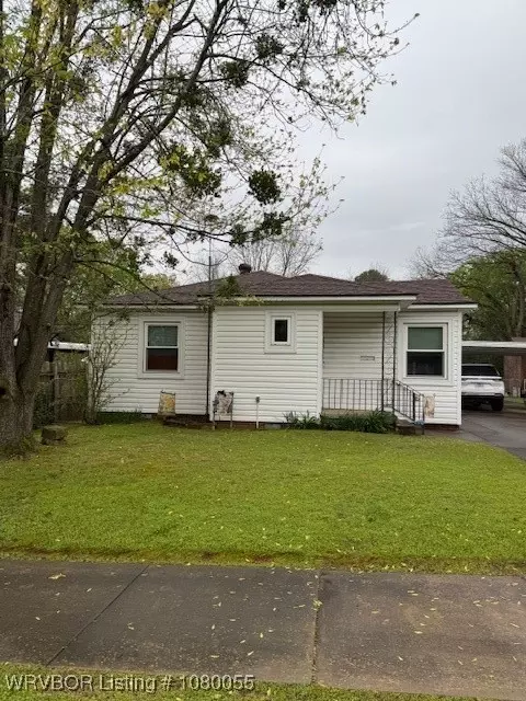 Exterior - 1415 N 38th St, Fort Smith, AR 72904 photo 2 of 10