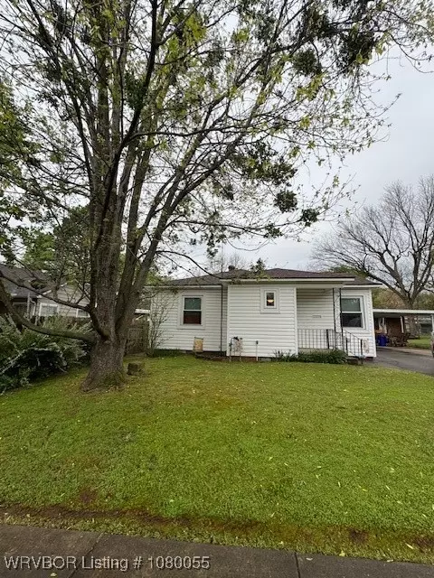 Exterior - 1415 N 38th St, Fort Smith, AR 72904 photo 9 of 10