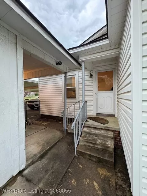 Exterior - 1415 N 38th St, Fort Smith, AR 72904 photo 4 of 10