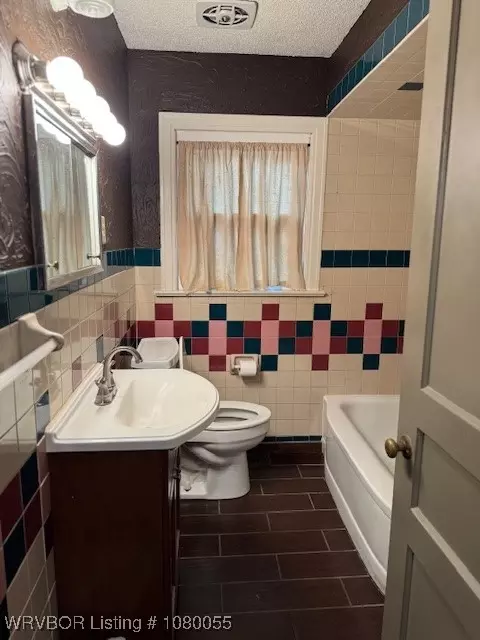Bath - 1415 N 38th St, Fort Smith, AR 72904 photo 5 of 5