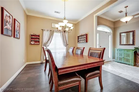 Dining - 2208 Joyce Dr, Lavaca, AR 72941 photo 4 of 4