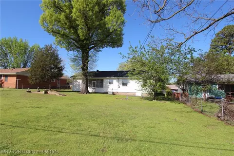 Exterior - 2308 N 57th Ln, Fort Smith, AR 72904 photo 5 of 6