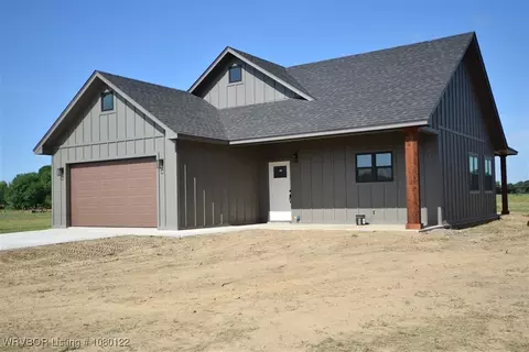 108714 S 4650 Rd, Sallisaw, OK 74955