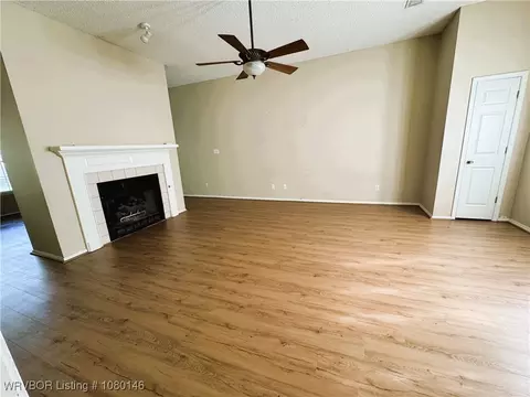 Living - 9506 Londonderry Ct, Fort Smith, AR 72908 photo 1 of 4
