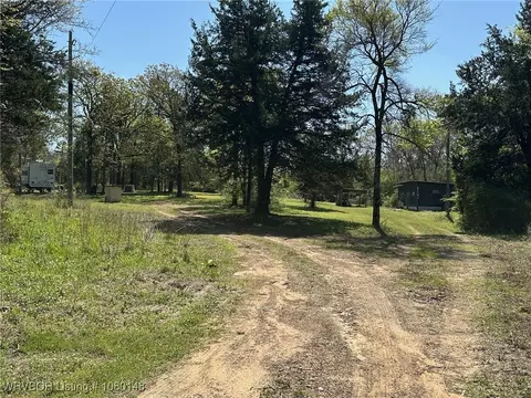 8542 Top Fork Rd, Huntington, AR 72940