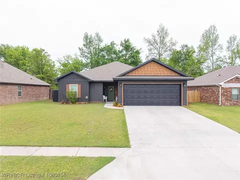 211 Honeysuckle St, Alma, AR 72921