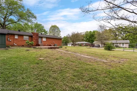 Exterior - 1815 S 71st St, Fort Smith, AR 72903 photo 8 of 9