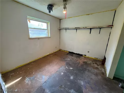 Bedroom - 3213 92nd St, Fort Smith, AR 72903 photo 2 of 3