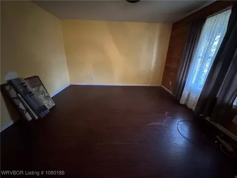 Living - 3213 92nd St, Fort Smith, AR 72903 photo 1 of 2