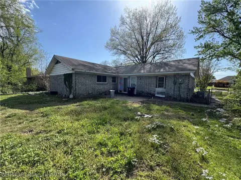 Exterior - 3213 92nd St, Fort Smith, AR 72903 photo 5 of 5