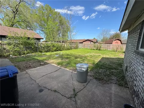Exterior - 3213 92nd St, Fort Smith, AR 72903 photo 3 of 5