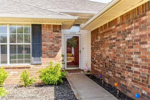 6809 Lookout Dr, Fort Smith, AR 72916 photo 2
