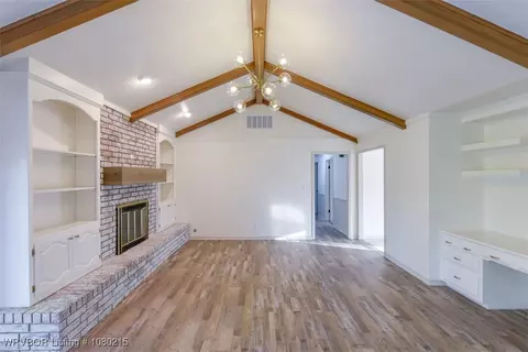 Living - 1200 N 58th Ter, Fort Smith, AR 72904 photo 4 of 5