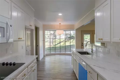 Kitchen - 1200 N 58th Ter, Fort Smith, AR 72904 photo 2 of 4