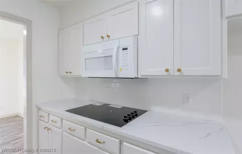 Kitchen - 1200 N 58th Ter, Fort Smith, AR 72904 photo 1 of 4