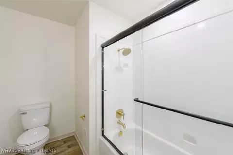 Bath - 1200 N 58th Ter, Fort Smith, AR 72904 photo 2 of 6