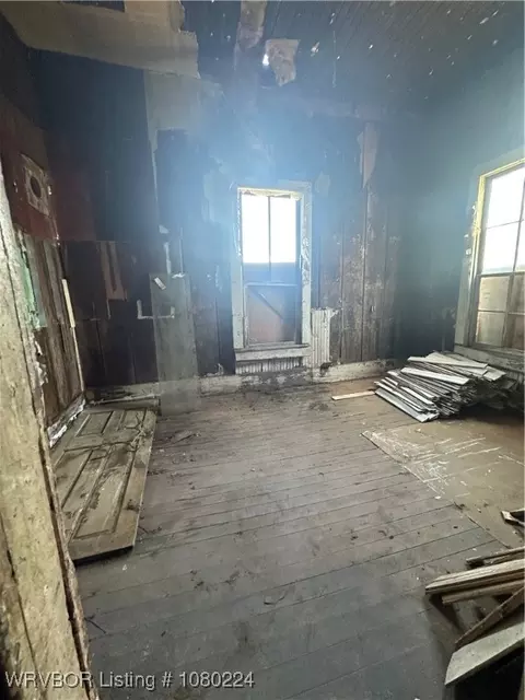 Bedroom - 205 Smitherman St, Altus, AR 72821 photo 2 of 2