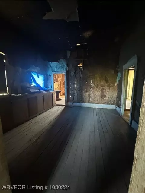 Entry Way - 205 Smitherman St, Altus, AR 72821 photo 3 of 3