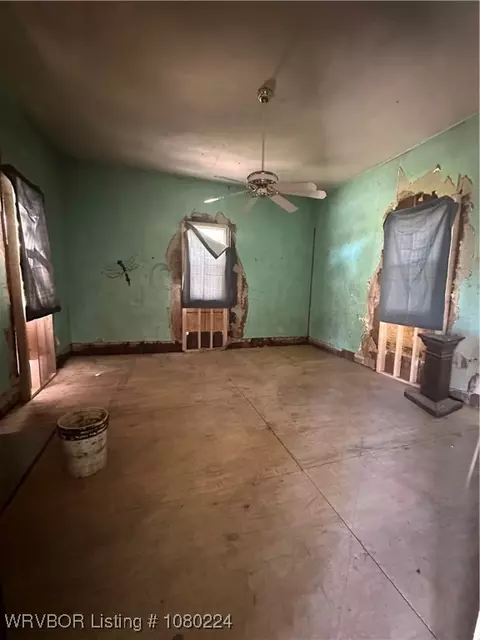 Bedroom - 205 Smitherman St, Altus, AR 72821 photo 1 of 2