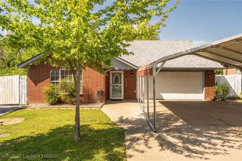 3805 Peaceful Valley Cir, Van Buren, AR 72956