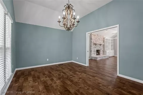 Living - 2605 Ramsgate Way, Fort Smith, AR 72908 photo 6 of 6