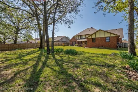 Exterior - 2605 Ramsgate Way, Fort Smith, AR 72908 photo 8 of 9