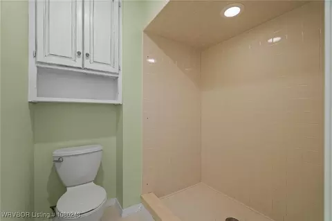 Bath - 2605 Ramsgate Way, Fort Smith, AR 72908 photo 5 of 6