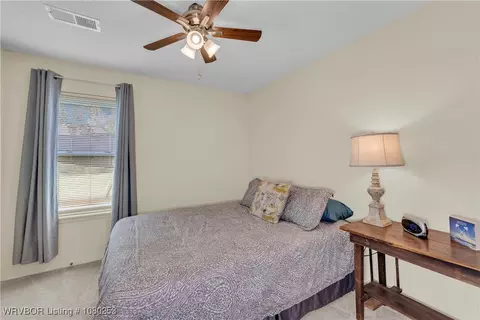 Bedroom - 1502 Heather Cir, Barling, AR 72923 photo 5 of 5