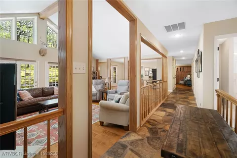 Entry Way - 517 Ross Hampton Rd, Hackett, AR 72937 photo 1 of 4