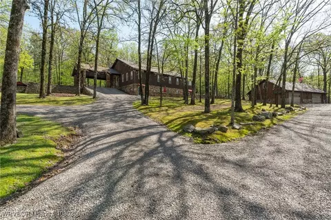 Exterior - 517 Ross Hampton Rd, Hackett, AR 72937 photo 2 of 9