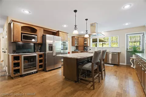 Kitchen - 517 Ross Hampton Rd, Hackett, AR 72937 photo 1 of 6